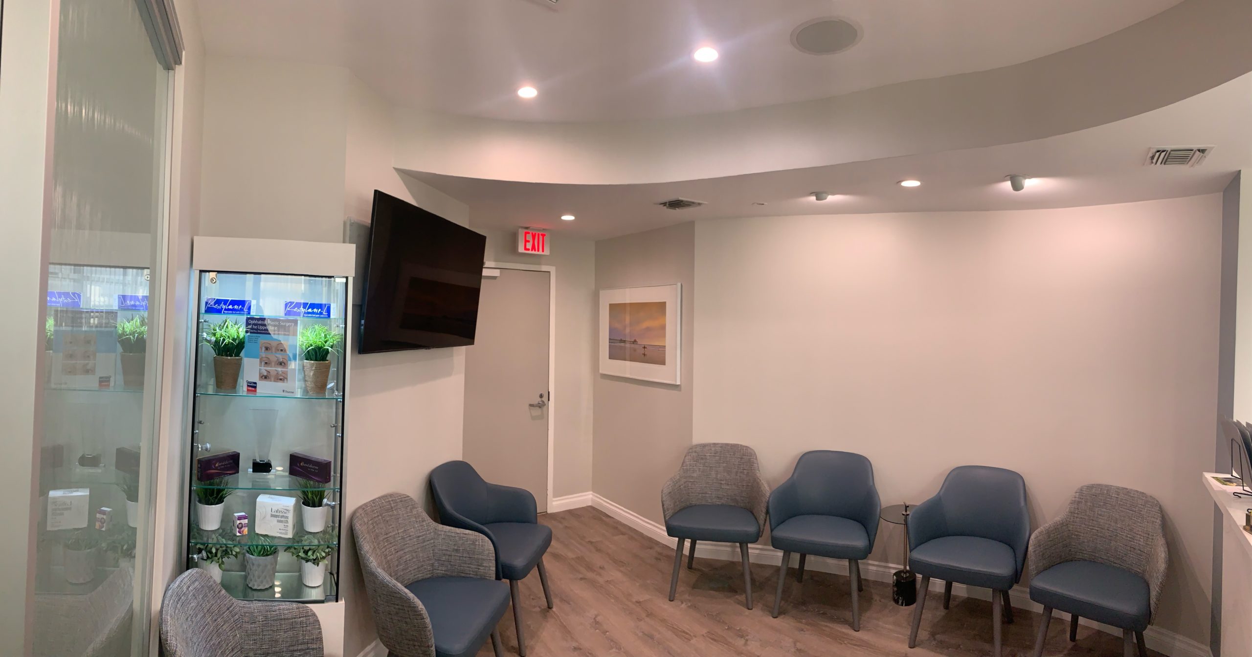 Eyesthetica Santa Monica office lobby